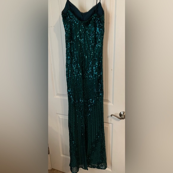 Prom Dress - Picture 2 of 6